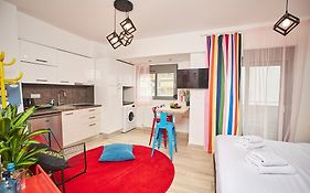 Superstudio Pop Art Apartments By Binobi!